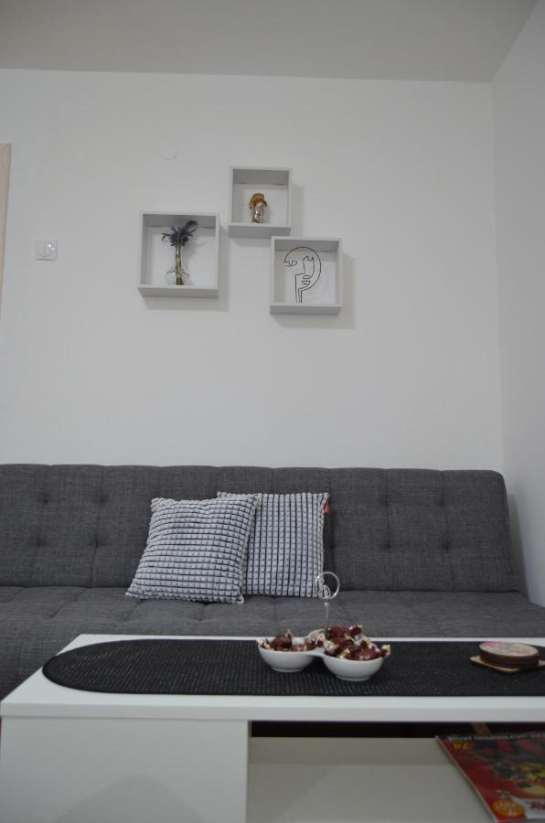 Mikmari Apartman Subotica Ngoại thất bức ảnh