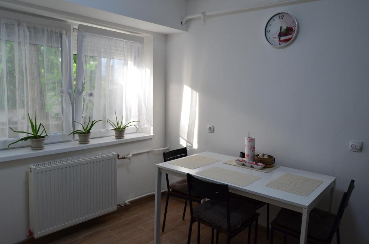 Mikmari Apartman Subotica Ngoại thất bức ảnh
